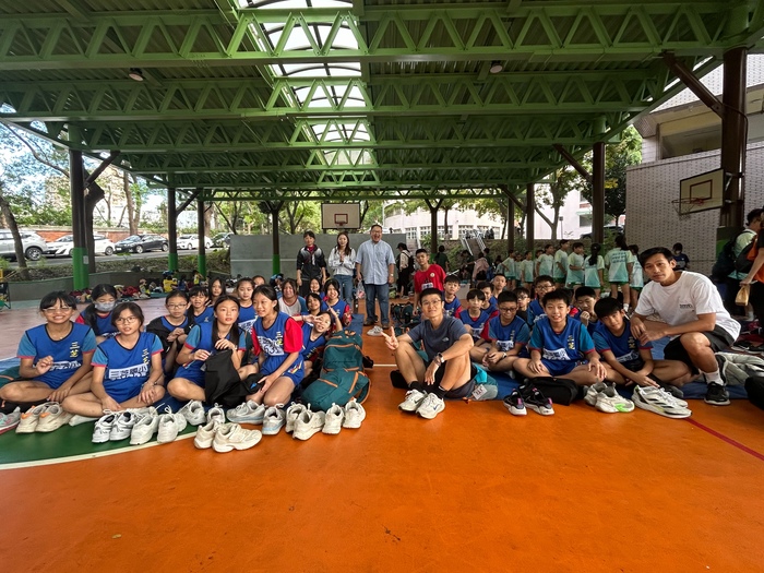 2025六年級田徑隊圖片